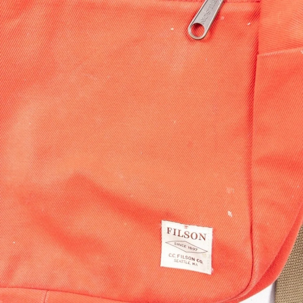 Filson #gorpcore sleeve zippered